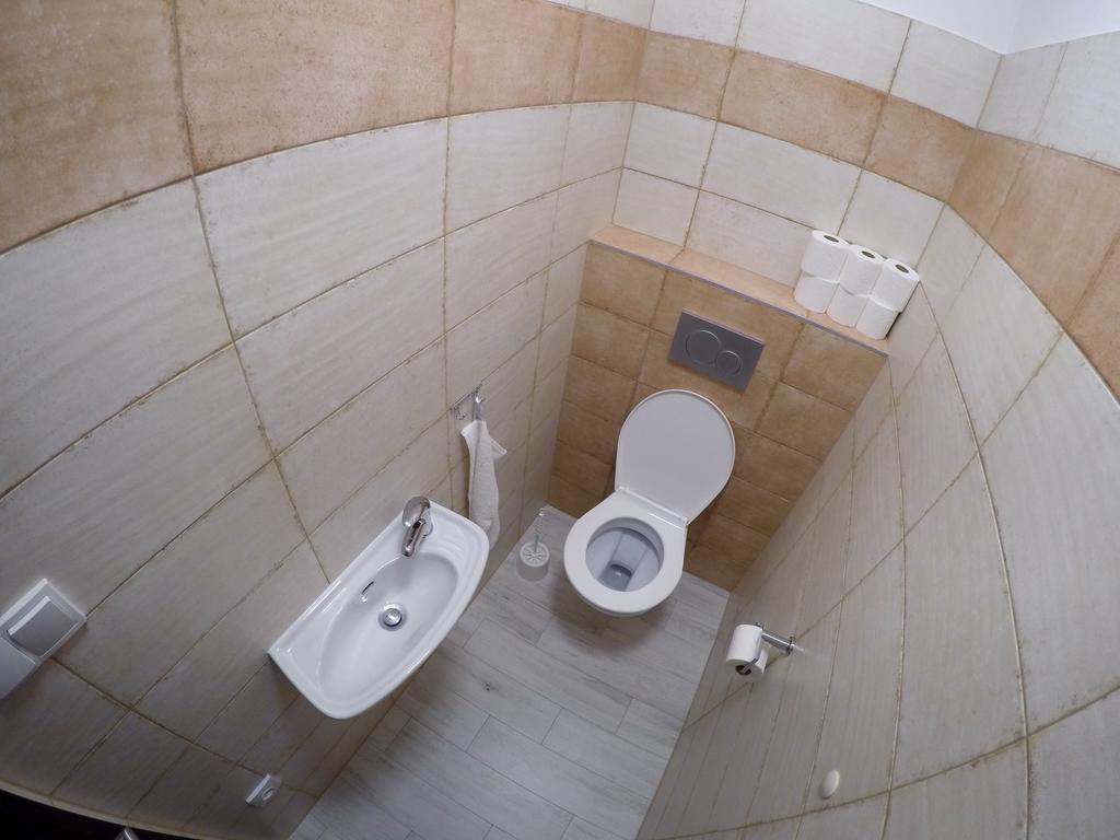 Apartmany Rose Lednice Buitenkant foto
