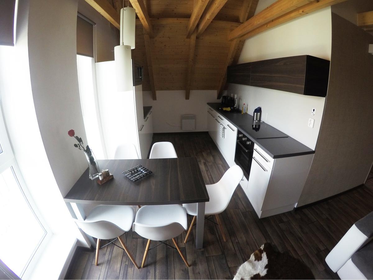 Apartmany Rose Lednice Buitenkant foto