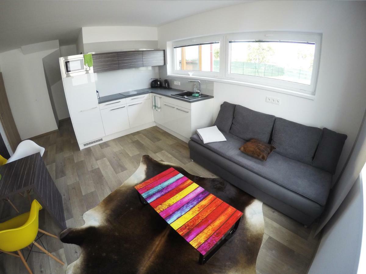 Apartmany Rose Lednice Buitenkant foto